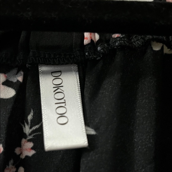 Elegant Floral Long Sleeve Dress - Picture 2 of 4